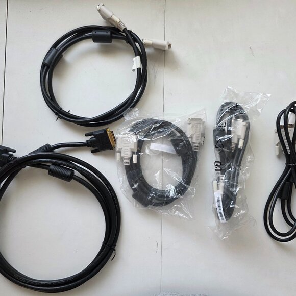 DVI to DVI Cable Bundle of 5 - Picture 1 of 2